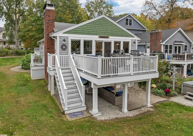 Photo 2 of Single family home for sale at 23 Escumbuit Rd, Derry, NH 03038 | MLS# 5114164 | Listing updated on 2026-10-14