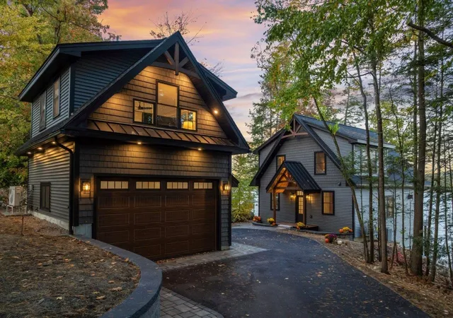 Photo 2 of Single family home for sale at 5 Loon Cvs Rd, Alton Bay, NH 03810 | MLS# 5114166 | Listing updated on 2026-10-15