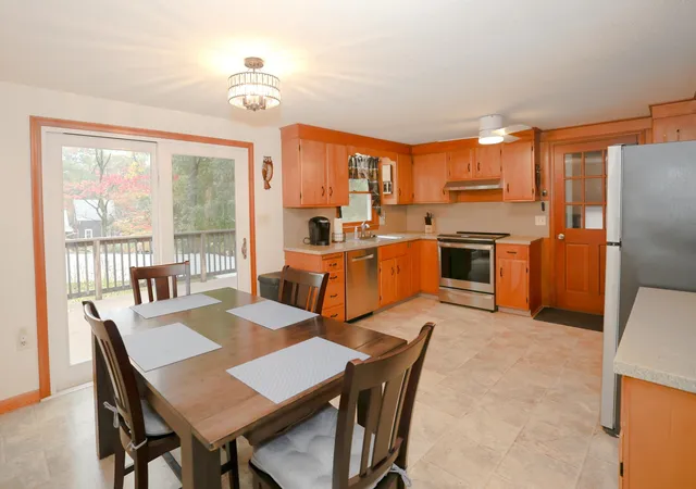 Photo 3 of Single family home for sale at 25 George St, Milford, NH 03055 | MLS# 5114178 | Listing updated on 2026-10-20