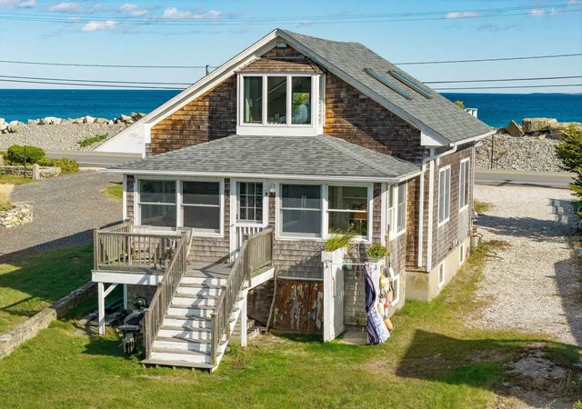 Photo 4 of Single family home for sale at 1609 Ocean Blvd, Rye, NH 03870 | MLS# 5114181 | Listing updated on 2026-10-21