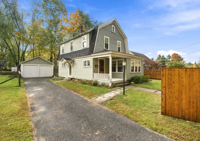 Photo 1 of Single family home for sale at 526 Elm St, Keene, NH 03431 | MLS# 5114182 | Listing updated on 2026-10-17
