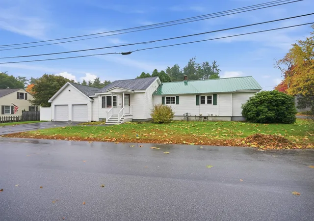 Photo 1 of Single family home for sale at 17 Joffre St, Concord, NH 03301 | MLS# 5114196 | Listing updated on 2026-10-17