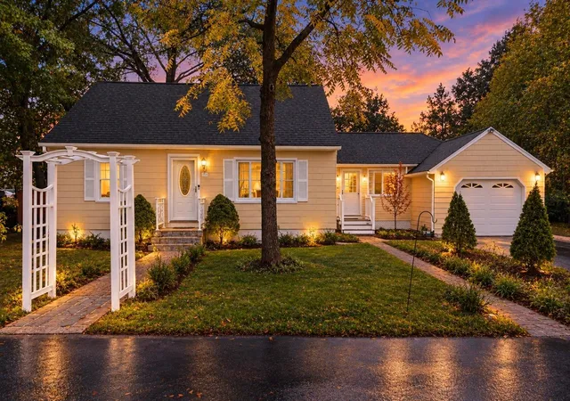 Photo 1 of Single family home for sale at 9 Belle Aire Ave, Nashua, NH 03060 | MLS# 5114200 | Listing updated on 2026-10-20