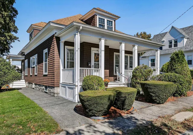 Photo 1 of Single family home for sale at 18 Faxon St, Nashua, NH 03060 | MLS# 5114203 | Listing updated on 2026-10-15