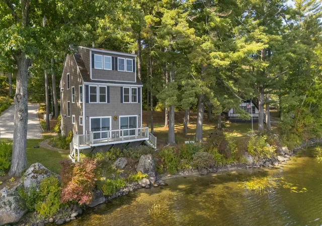 Photo 1 of Single family home for sale at 6 & 10 Oakdale Rd, Bradford, NH 03221 | MLS# 5114207 | Listing updated on 2026-10-16