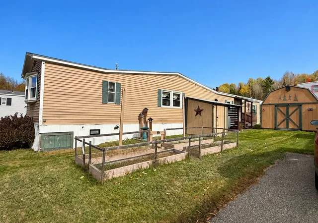 Photo 4 of Manufactured home for sale at 5 Brunswick St, Berlin, NH 03570 | MLS# 5114222 | Listing updated on 2026-10-28