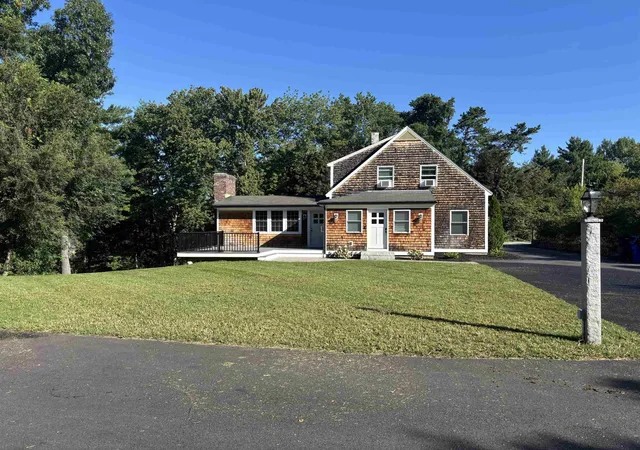 Photo 1 of Single family home for sale at 106 Joseph St, Manchester, NH 03102 | MLS# 5114233 | Listing updated on 2026-10-25