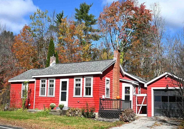 Photo 2 of Single family home for sale at 294 Stagecoach Rd, Barrington, NH 03825 | MLS# 5114235 | Listing updated on 2026-10-14