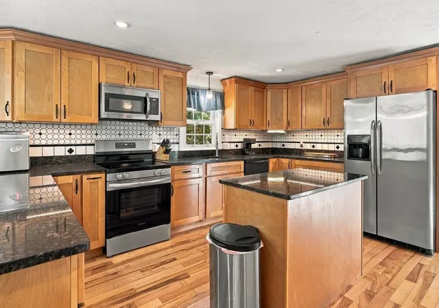 Photo 3 of Single family home for sale at 16 Crane Xing Rd, Plaistow, NH 03865 | MLS# 5114241 | Listing updated on 2026-10-14
