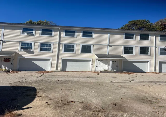 Photo 1 of Townhouse for sale at 26 Lowell St #C, Rochester, NH 03867 | MLS# 5114262 | Listing updated on 2026-10-26