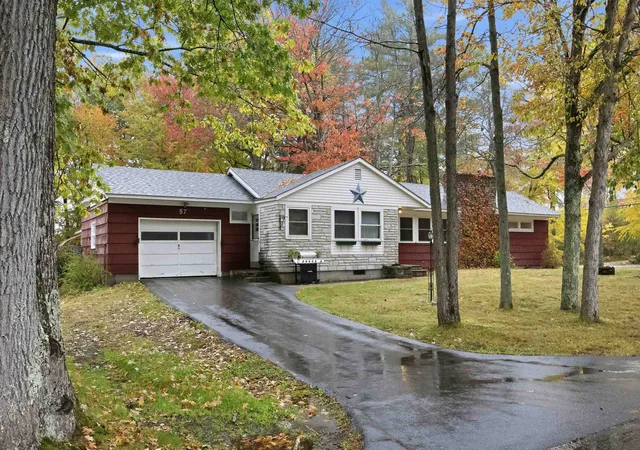 Photo 2 of Single family home for sale at 57 Independence Ave, Franklin, NH 03235 | MLS# 5114280 | Listing updated on 2026-10-14