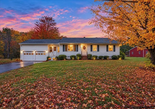 Single family home for sale at 850 Center St, Wolfeboro, NH 03894 | MLS# 5114303