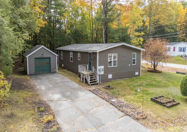 Manufactured home for sale at 46 Eagles Way, Alton, NH 03809 | MLS# 5114328