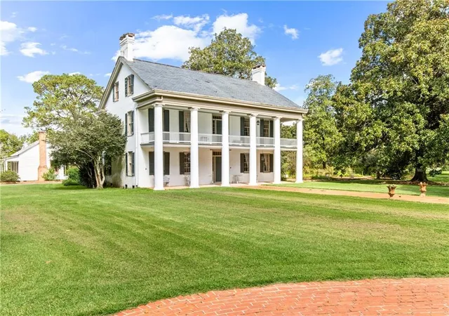 Photo 1 of Single family home for sale at 616 Dejean, Hwy 103 Hwy, Bunkie, LA 71322 | MLS# 2360024 | Listing updated on 2026-09-08