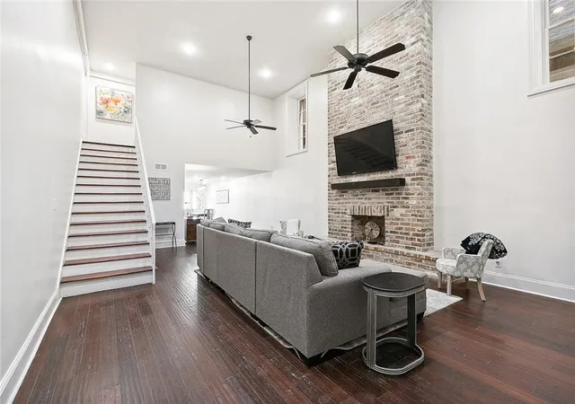 Photo 3 of House for sale at 315 Decatur St, New Orleans, LA 70130 | MLS# 2506631 | Listing updated on 2026-09-18
