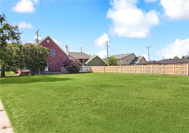 Photo 28 of Single family home for sale at 421 Bear Dr, Arabi, LA 70032 | MLS# 2519484 | Listing updated on 2026-10-07
