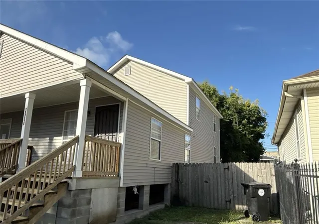 Photo 2 of Multi family home for sale at 3902 04 Louisiana Ave Pkwy, New Orleans, LA 70125 | MLS# 2523675 | Listing updated on 2026-09-21