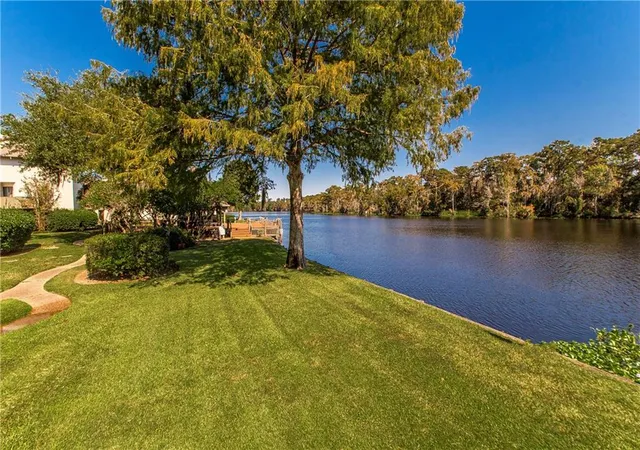 Condo for sale at 100 Tchefuncte Oaks Dr #100, Mandeville, LA 70471 | MLS# 2525429
