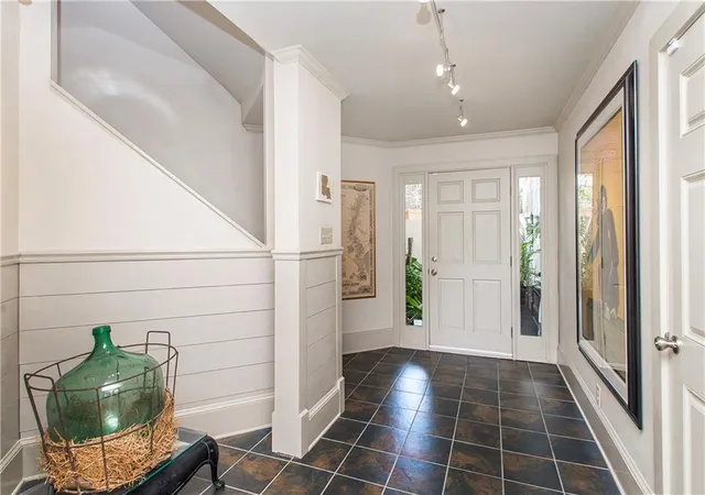 Photo 3 of Condo for sale at 100 Tchefuncte Oaks Dr #100, Mandeville, LA 70471 | MLS# 2525429 | Listing updated on 2026-09-08