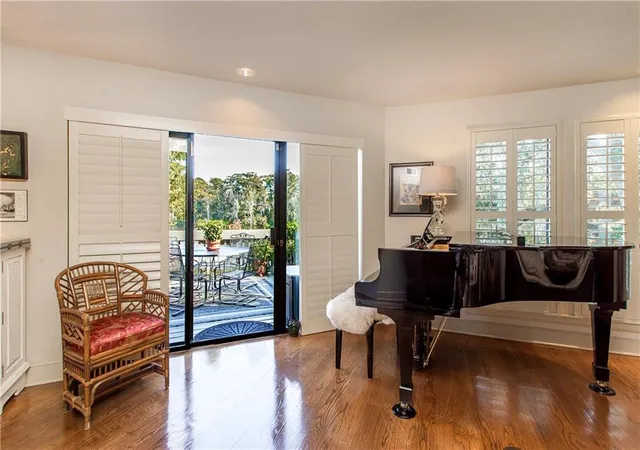 Listing Photo 4 - Condo for sale in building located at 100 Tchefuncte Oaks Dr, Mandeville, LA 70471 - Unit #100