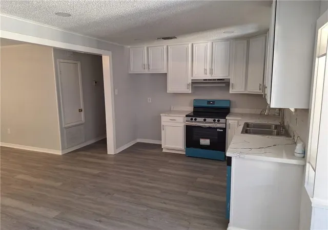 Photo 3 of Single family home for sale at 2176 Euclid St, Gretna, LA 70056 | MLS# 2526888 | Listing updated on 2026-08-31