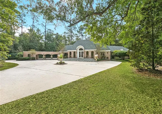 Photo 1 of Sale Pending at 408 Christian Ln, Slidell, LA 70458 | MLS# 2528580 | Listing updated on 2026-08-31