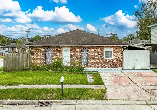 Photo 1 of Single family home for sale at 2756 Dove Ave, Marrero, LA 70072 | MLS# 2533075 | Listing updated on 2026-09-26