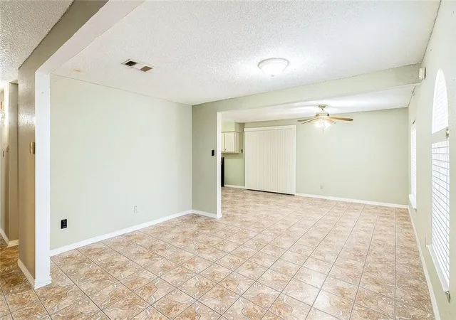Photo 2 of Single family home for sale at 2756 Dove Ave, Marrero, LA 70072 | MLS# 2533075 | Listing updated on 2026-09-26