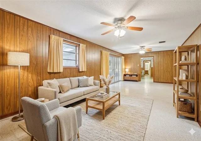 Photo 4 of Single family home for sale at 2524 Crestwood Rd, Marrero, LA 70072 | MLS# 2535949 | Listing updated on 2026-09-21