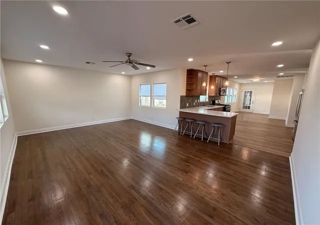 Photo 1 of Single family home for sale at 1301 Claiborne Dr, Jefferson, LA 70121 | MLS# 2538543 | Listing updated on 2026-09-18