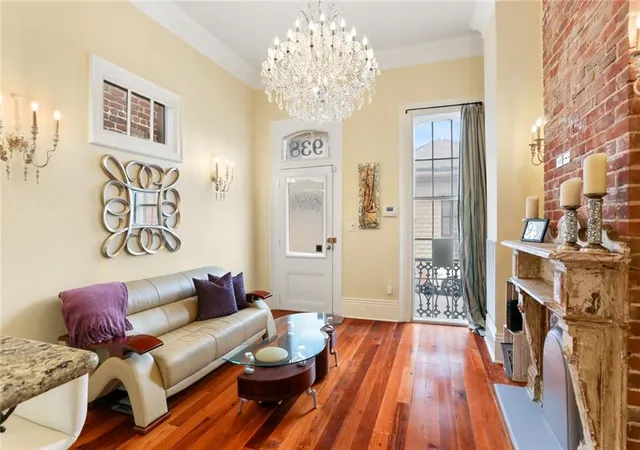 Listing Photo 5 - Condo for sale in building located at 938Th St Louis St, New Orleans, LA 70112 - Unit #938