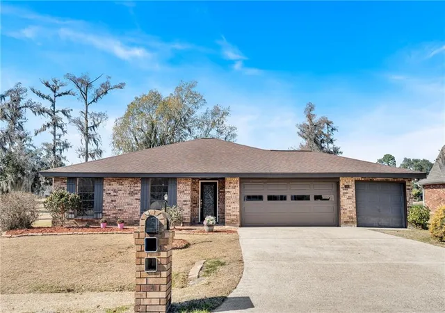 Photo 1 of Single family home for sale at 14 Zee Ann Dr, Luling, LA 70070 | MLS# 2541494 | Listing updated on 2026-09-04