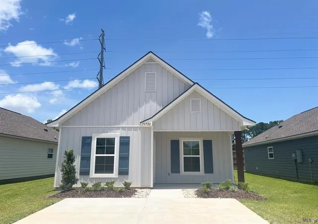 Photo 1 of Sale Pending at 71728 Spike Dr, Madisonville, LA 70447 | MLS# NO2026002418 | Listing updated on 2026-09-10