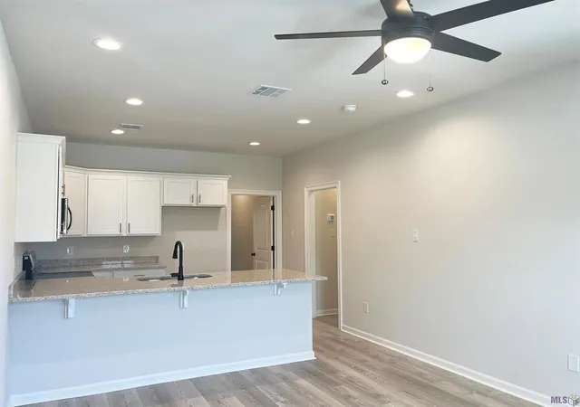 Photo 4 of Sale Pending at 71728 Spike Dr, Madisonville, LA 70447 | MLS# NO2026002418 | Listing updated on 2026-09-10