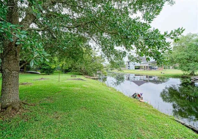 Photo 3 of Single family home for sale at 528 Legendre Dr, Slidell, LA 70460 | MLS# 2542550 | Listing updated on 2026-09-18