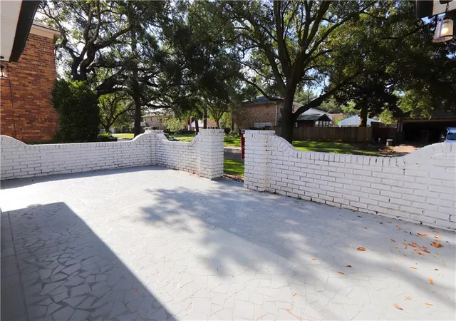 Photo 4 of Single family home for sale at 5750 Brunswick Ct, New Orleans, LA 70131 | MLS# 2543745 | Listing updated on 2026-10-04