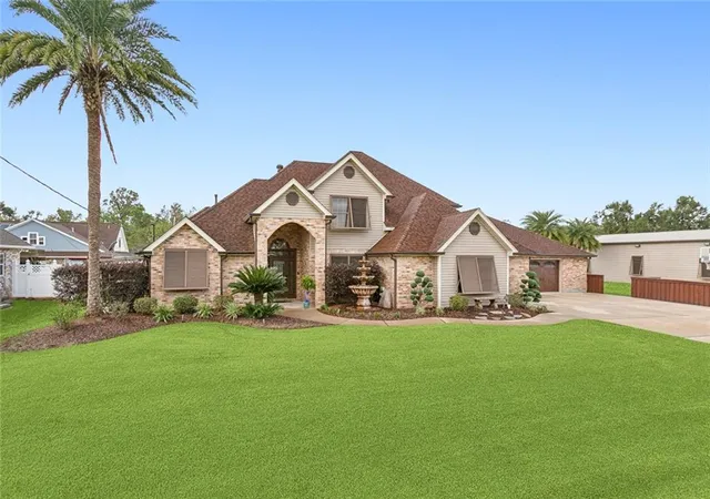 Photo 3 of Single family home for sale at 604 Terri Dr, Luling, LA 70070 | MLS# 2544522 | Listing updated on 2026-09-04
