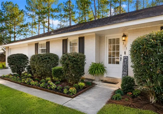 Photo 1 of Single family home for sale at 211 Wildwood Dr, Hammond, LA 70401 | MLS# 2545069 | Listing updated on 2026-08-31