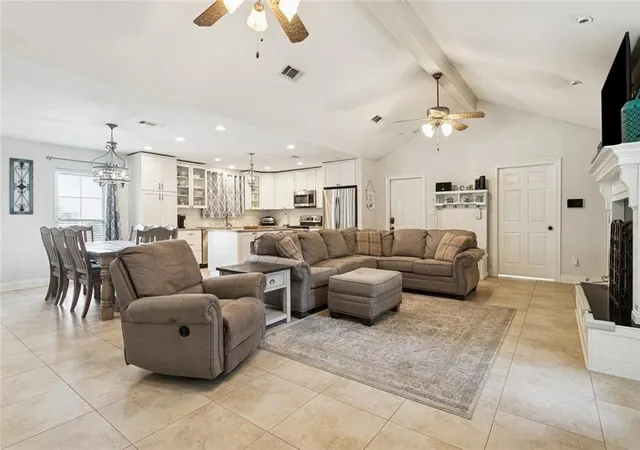 Photo 2 of Single family home for sale at 211 Wildwood Dr, Hammond, LA 70401 | MLS# 2545069 | Listing updated on 2026-08-31