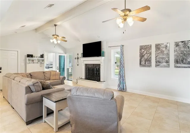 Photo 4 of Single family home for sale at 211 Wildwood Dr, Hammond, LA 70401 | MLS# 2545069 | Listing updated on 2026-08-31