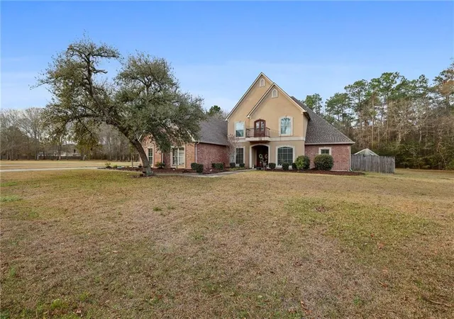 Photo 1 of Single family home for sale at 21035 Beau Chateau Blvd, Ponchatoula, LA 70454 | MLS# 2544988 | Listing updated on 2026-09-12