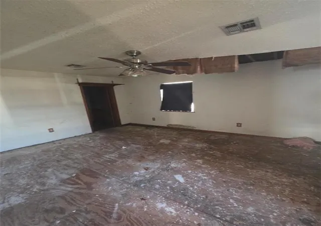 Photo 3 of Single family home for sale at 526 W B St, Norco, LA 70079 | MLS# 2542832 | Listing updated on 2026-09-01