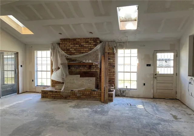 Photo 4 of Single family home for sale at 7524 Daniel Dr, New Orleans, LA 70127 | MLS# 2545236 | Listing updated on 2026-09-23