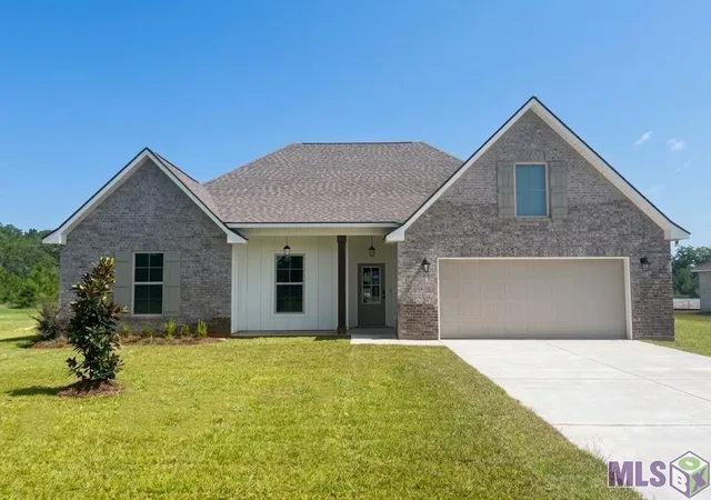 Photo 1 of Sale Pending at 609 Ramsey Spring Dr, Covington, LA 70435 | MLS# NO2026003798 | Listing updated on 2026-09-23
