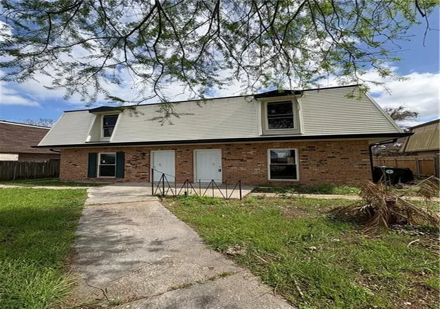 Multi family home for sale at 1864 Farragut St, New Orleans, LA 70114 | MLS# 2546305