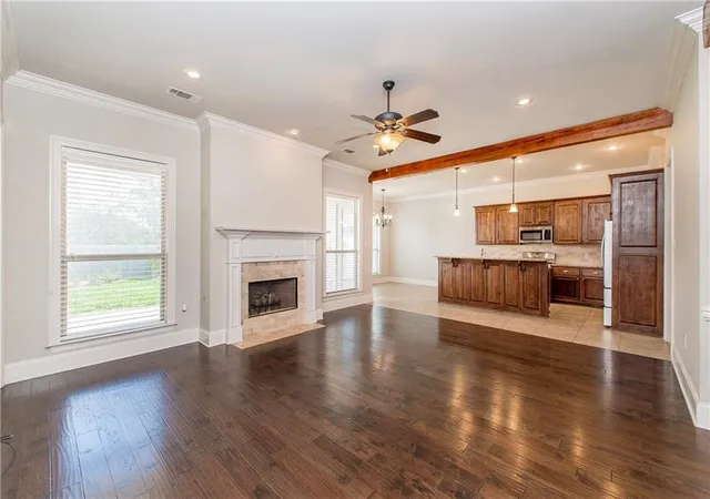 Photo 3 of Single family home for sale at 632 Brown Thrasher N Loop, Madisonville, LA 70447 | MLS# 2545531 | Listing updated on 2026-09-22