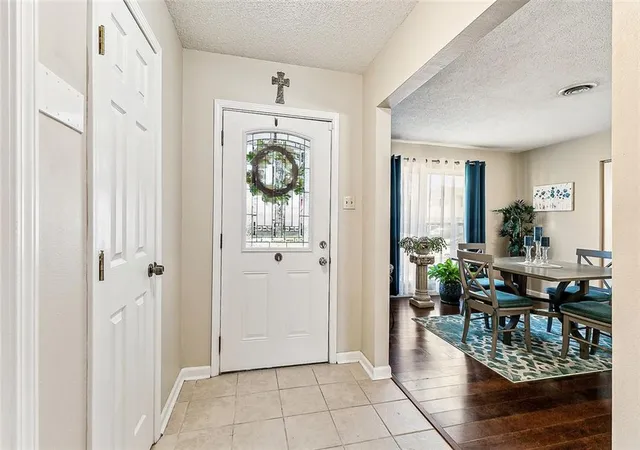 Photo 3 of Single family home for sale at 6413 Schouest St, Metairie, LA 70003 | MLS# 2536597 | Listing updated on 2026-09-11