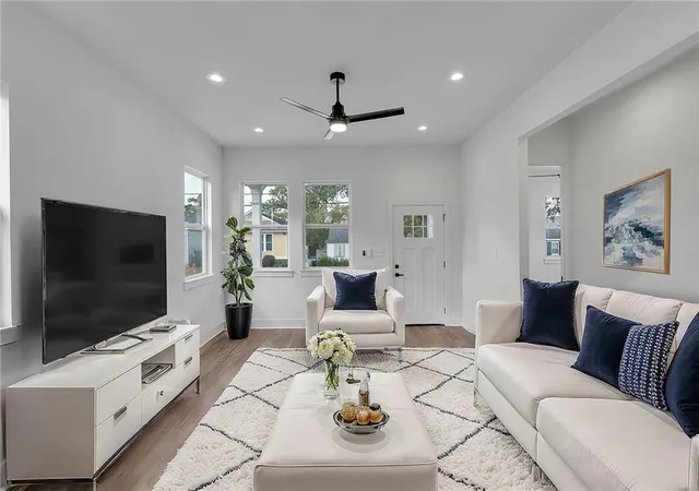 Photo 2 of Single family home for sale at 4313 Randolph Ave, New Orleans, LA 70122 | MLS# 2547033 | Listing updated on 2026-09-23