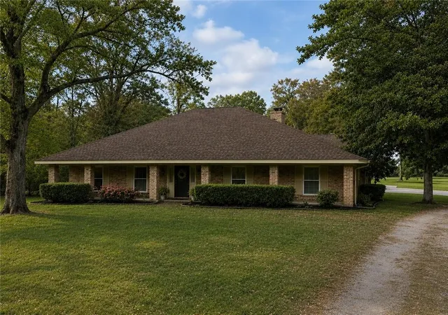 Photo 1 of Single family home for sale at 30593 Highway 11, Buras, LA 70041 | MLS# 2547270 | Listing updated on 2026-09-29