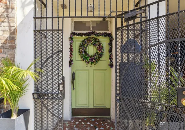 Photo 2 of Condo for sale at 539 Toulouse St #F, New Orleans, LA 70130 | MLS# 2545112 | Listing updated on 2026-09-15